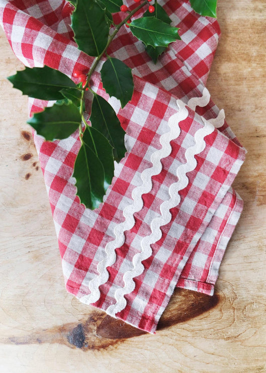Red gingham ric-rac linen tea towel