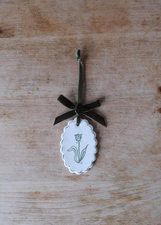 Small green tulip wall hanging
