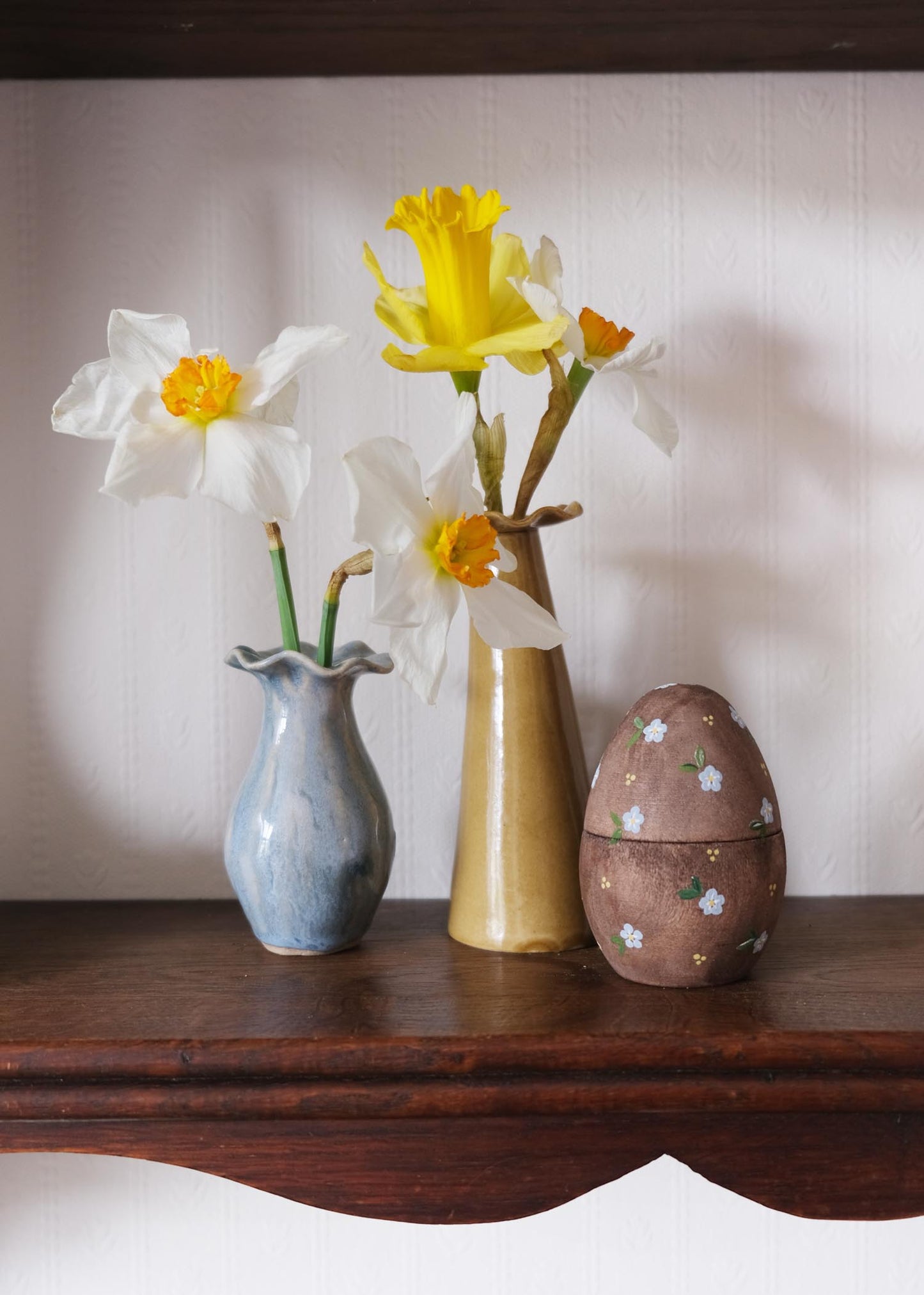 Wood stained forget me not wooden egg
