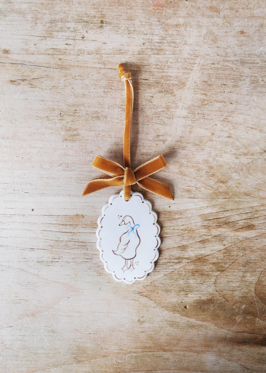 Small silly goose wall hanging