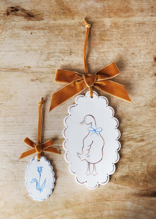 Grande tenture murale en forme de tulipe bleue