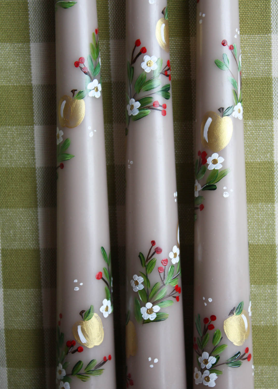 Salter house golden apple & apple blossom candle