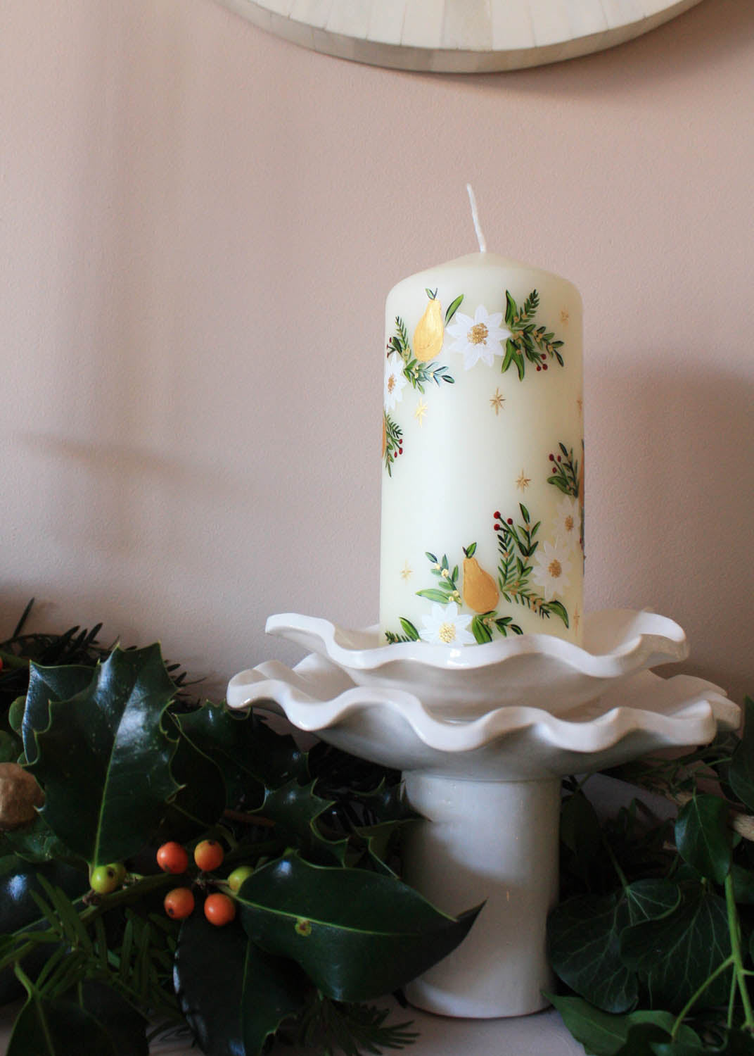 Golden pear pillar candle
