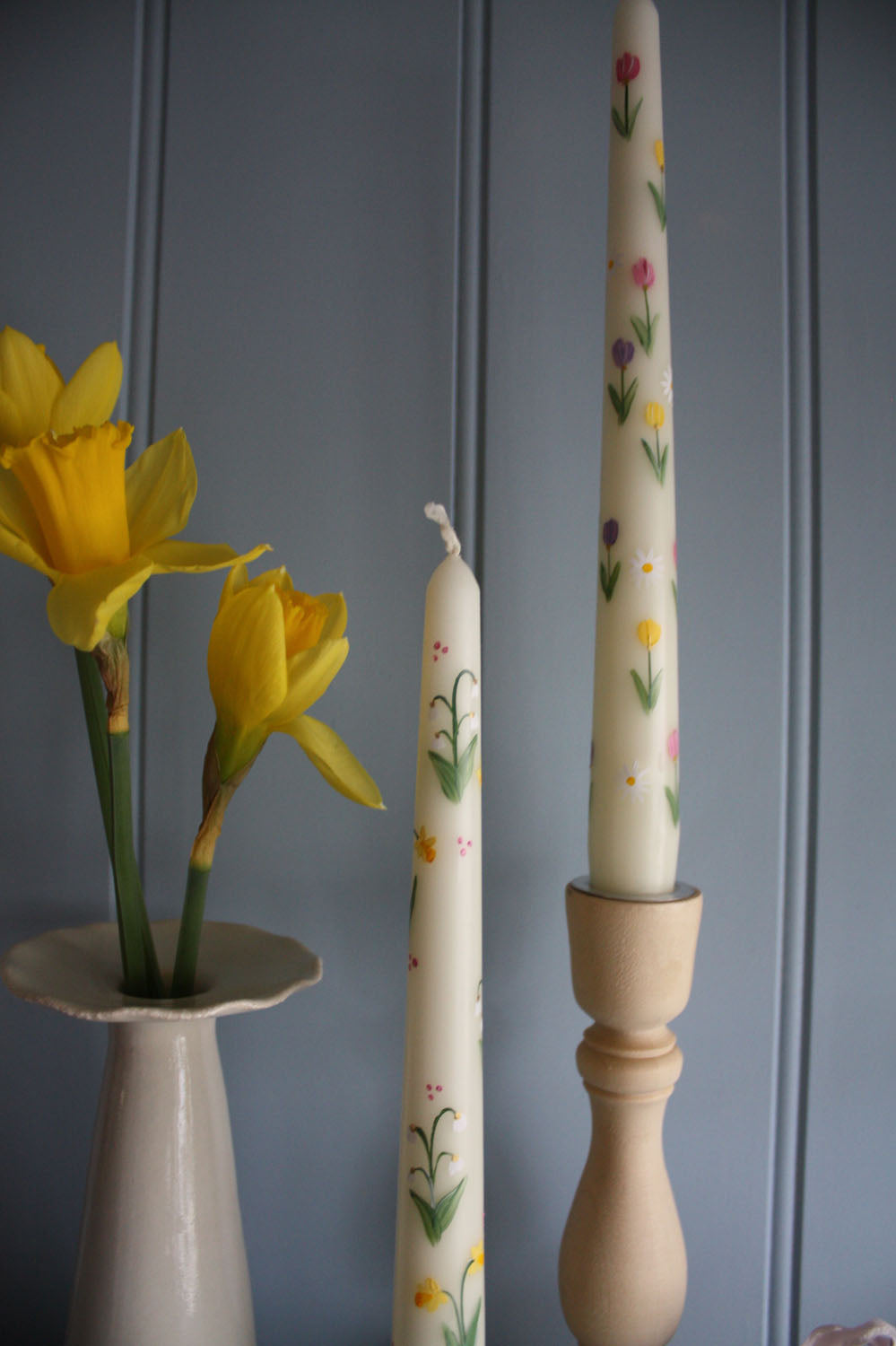 Tulips & daisies candle