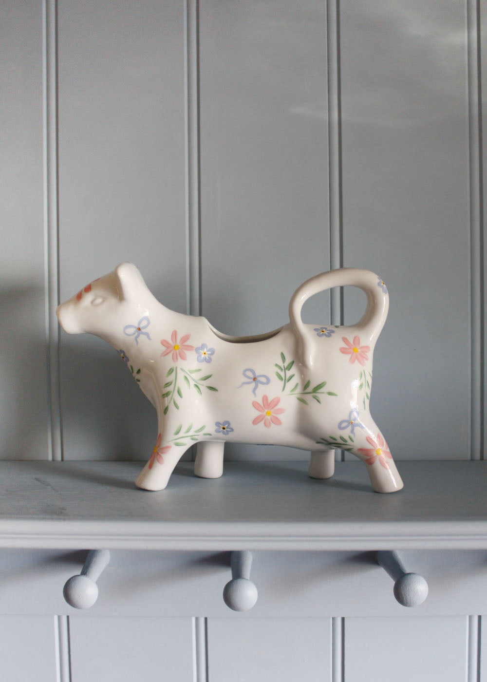 Pot à lait ou à crème de vache floral pastel