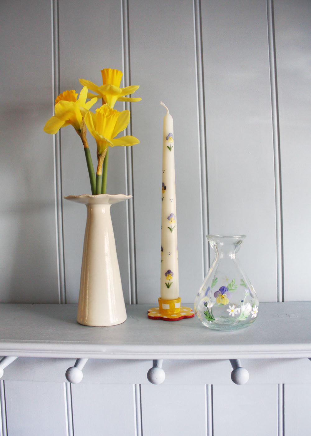 Pansy candle