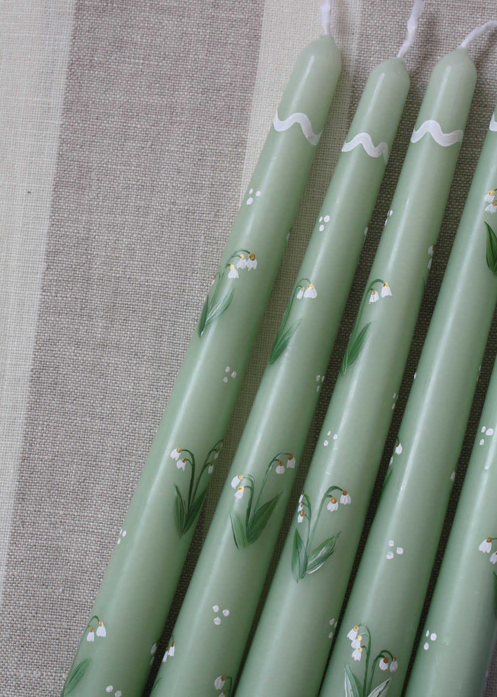 Snow drop candle