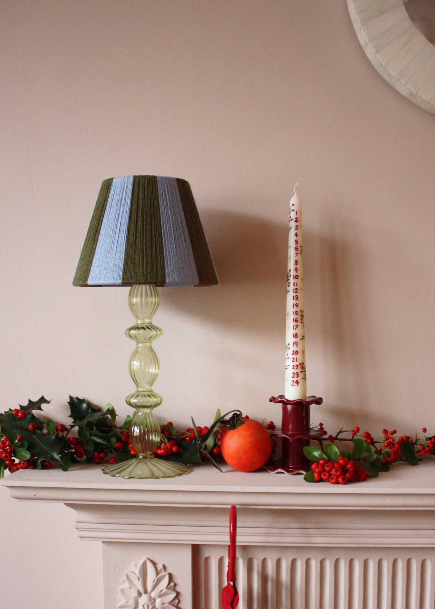bougie de l'Avent conique festive
