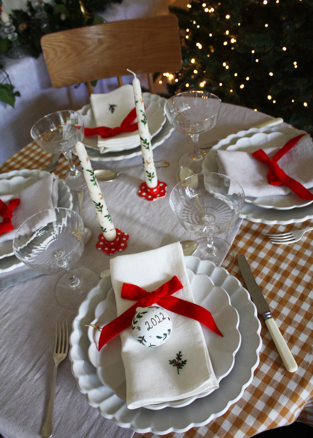 Red gingham & pink flower candle holder