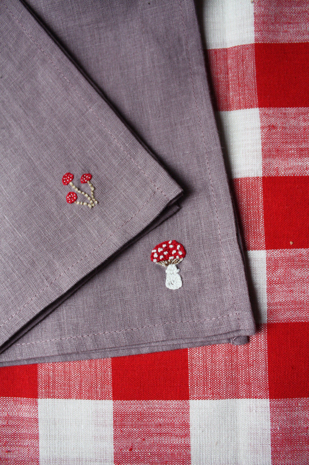 Magical mushrooms linen napkin set of 4