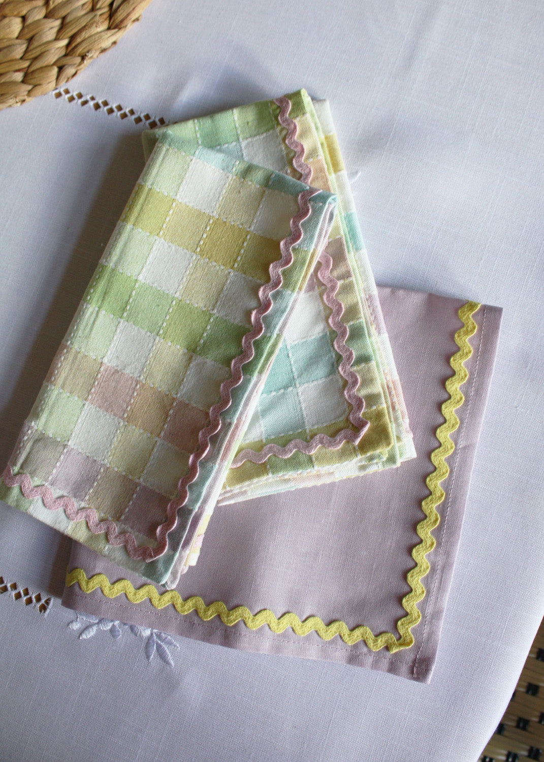 Perfect pastel & pink ric-rac napkin set of 2
