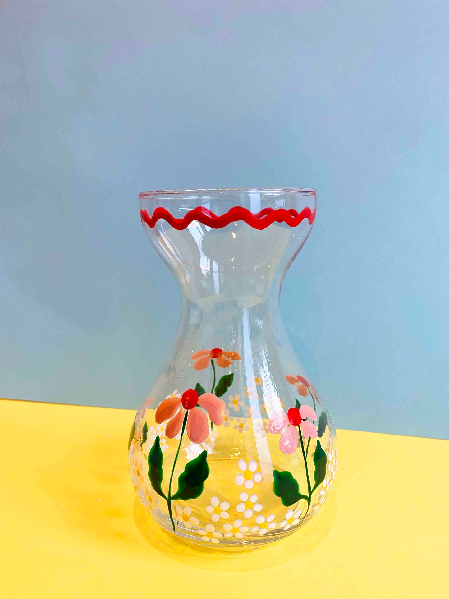 Petit vase mince vintage rose et rouge