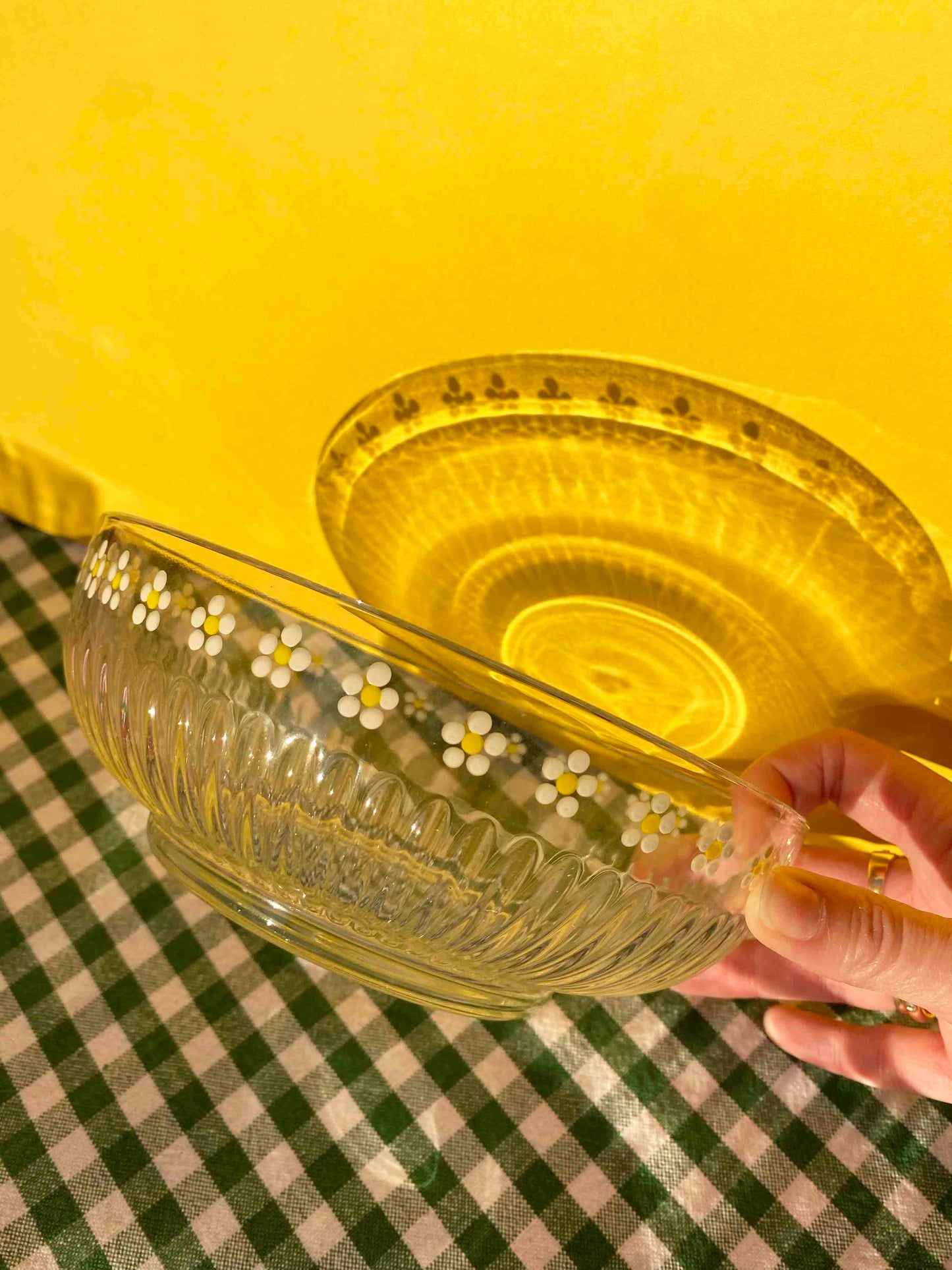 hand painted daisy glass bowl