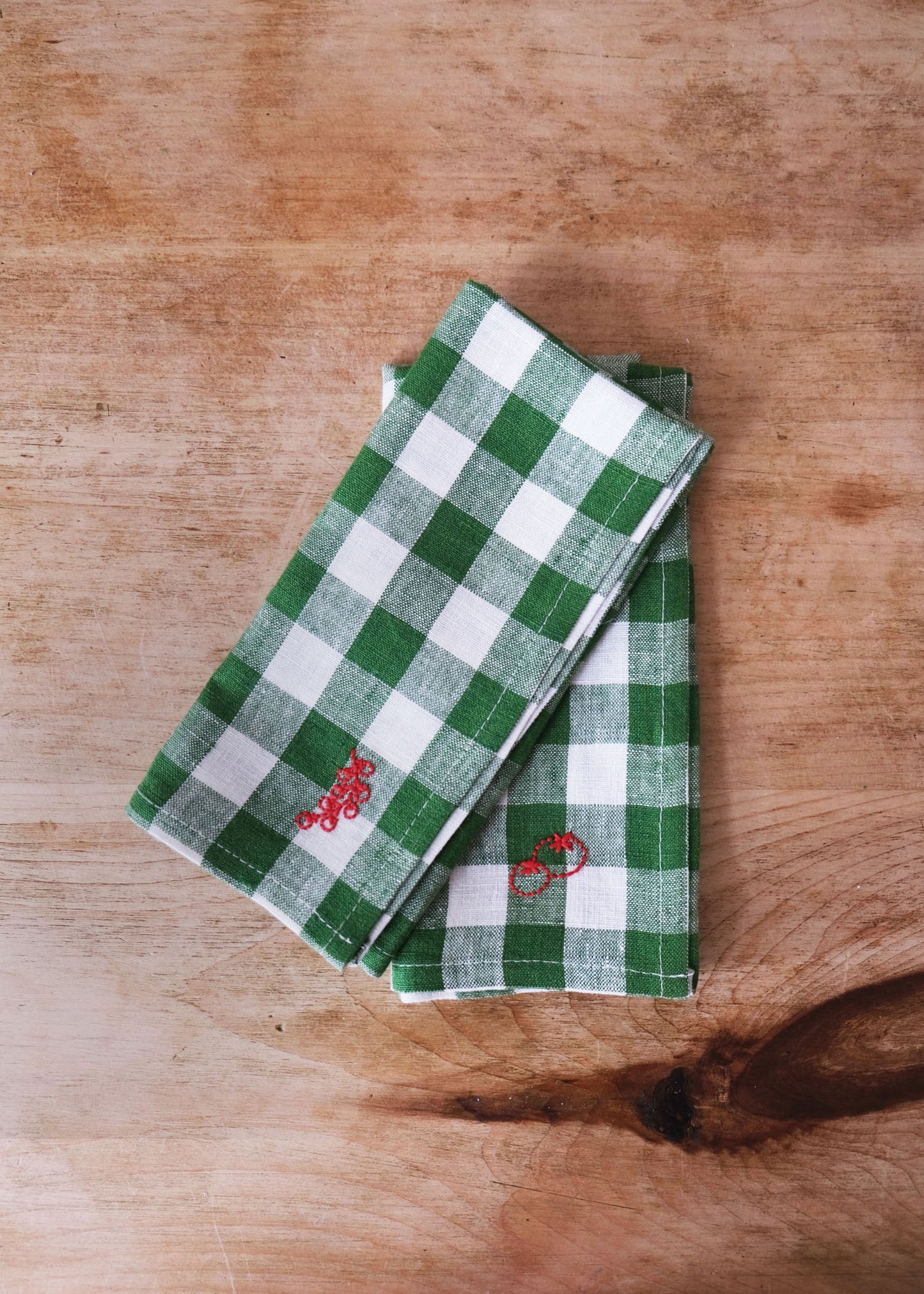Green linen green gingham tomato napkin set of 2