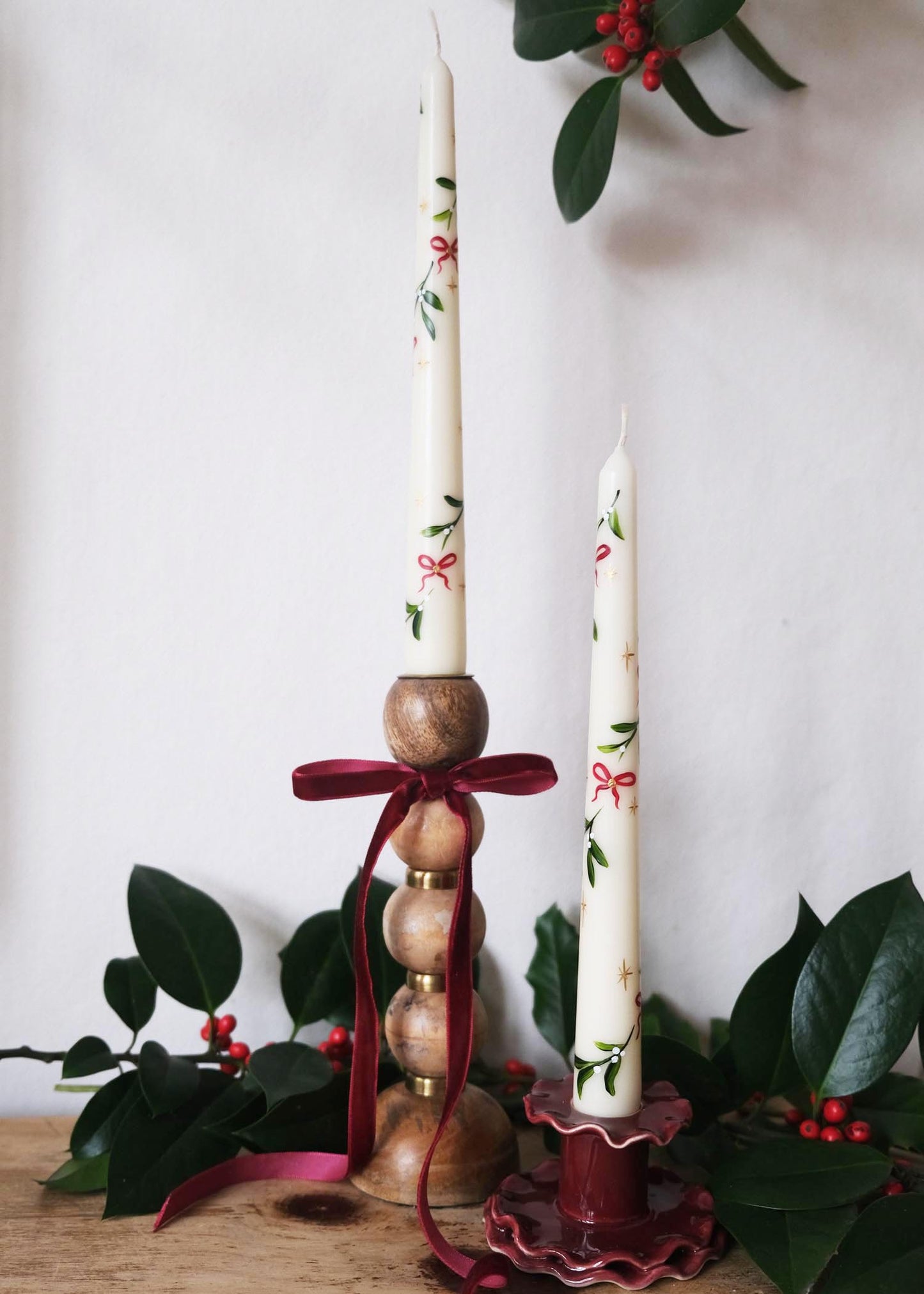 Mistletoe bow candle