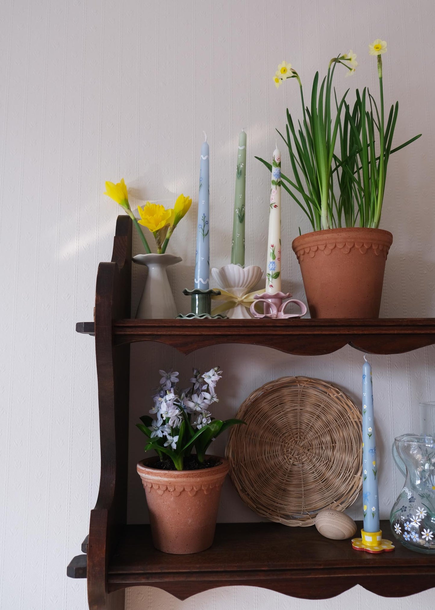 Cow parsley forget me not slim vase