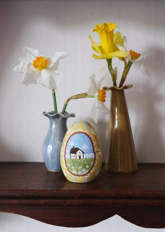 Little house wooden egg