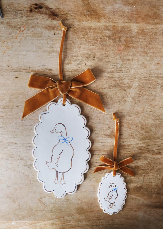 Small silly goose wall hanging