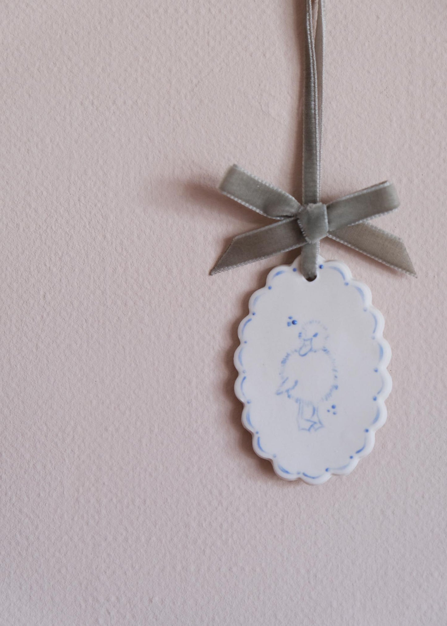 Small ducklings wall hanging