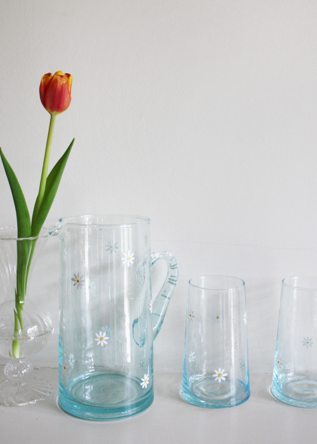 Daisy recycled glass jug