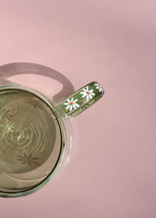 Hand painted green daisy mug