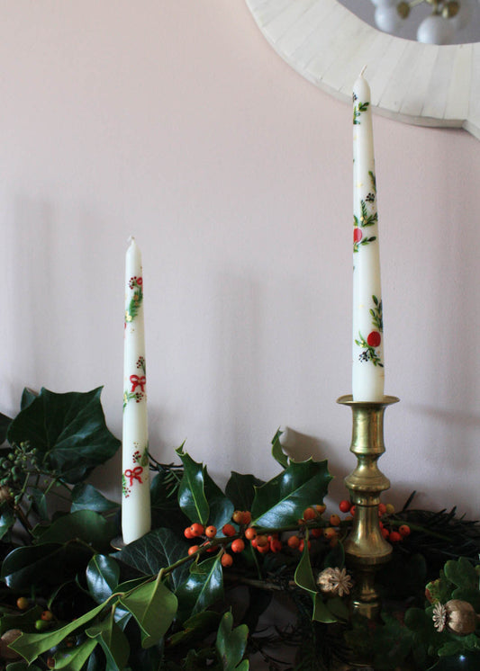 Red velvet bow garland candle
