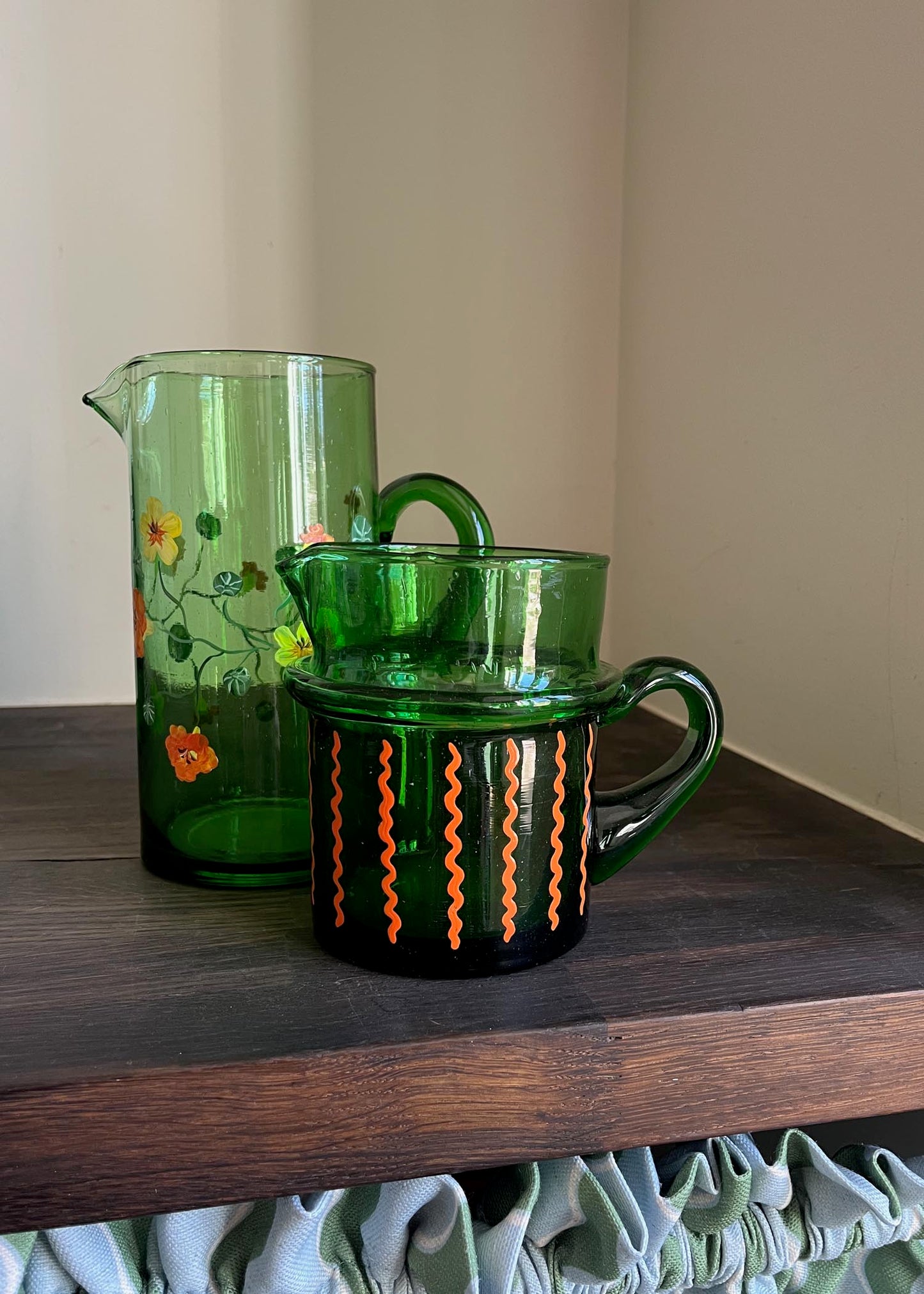 Pichet en verre recyclé Daisy &amp; myosotis