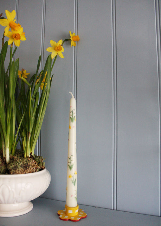 Daffodils & snow drops candle