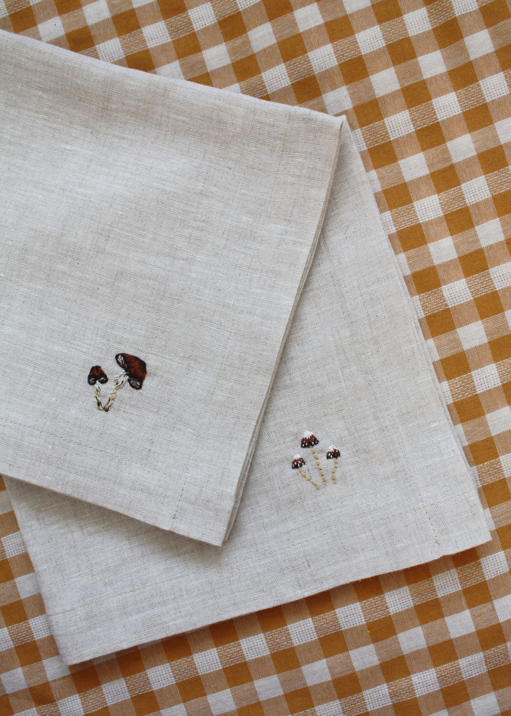 Magical mushrooms linen napkin set of 4